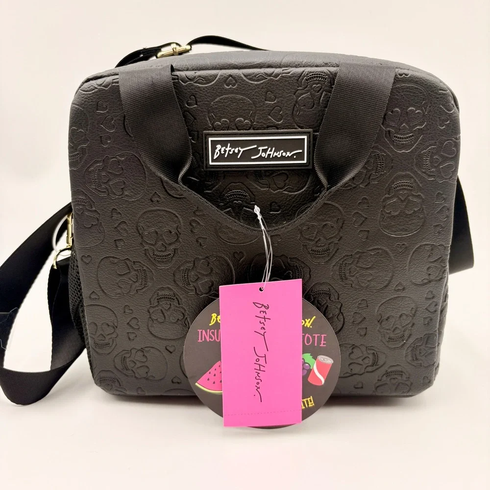 Betsey Johnson Black Embossed Skull Heart Insulated Domed Lunch Tote Bag New NWT